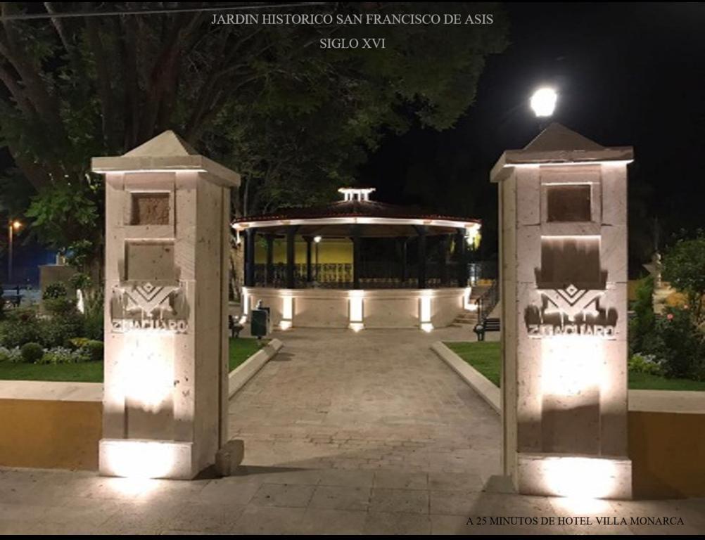 Zitácuaro Hotel Villa Monarca Inn מראה חיצוני תמונה