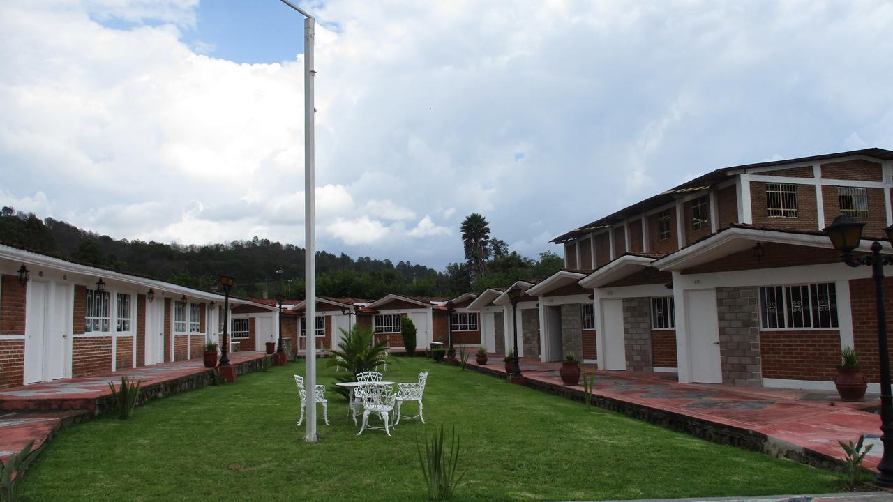 Zitácuaro Hotel Villa Monarca Inn מראה חיצוני תמונה