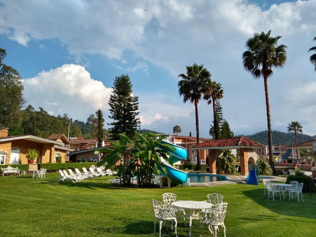 Zitácuaro Hotel Villa Monarca Inn מראה חיצוני תמונה